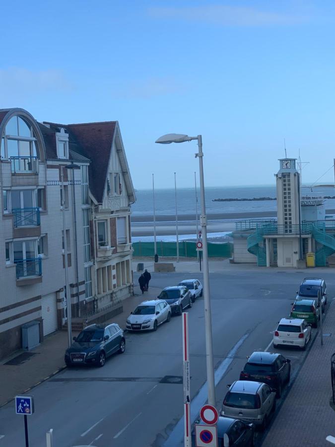 Appartement Vue Mer Poste Bleu Malo-les-Bains Buitenkant foto